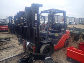 Main image Toyota 8FGU25